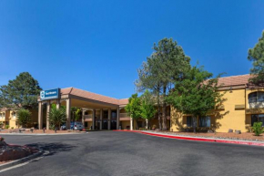 Отель Best Western Airport Albuquerque InnSuites Hotel & Suites  Альбукерке